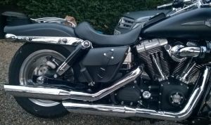 Sacoche Myleatherbikes Harley Dyna Fat bob_19